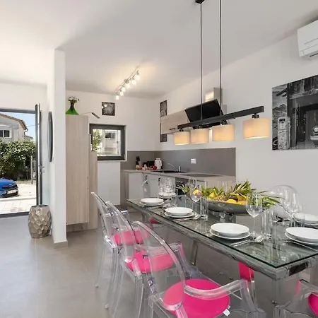 Casa Cocooon Villa Funtana